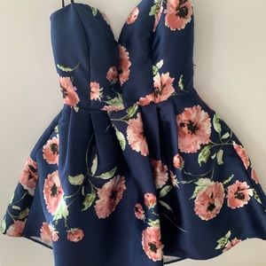 Blue satin strapless minidress with pink flowers